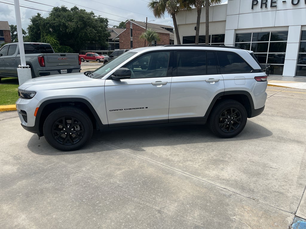 2025 Jeep Grand Cherokee Altitude