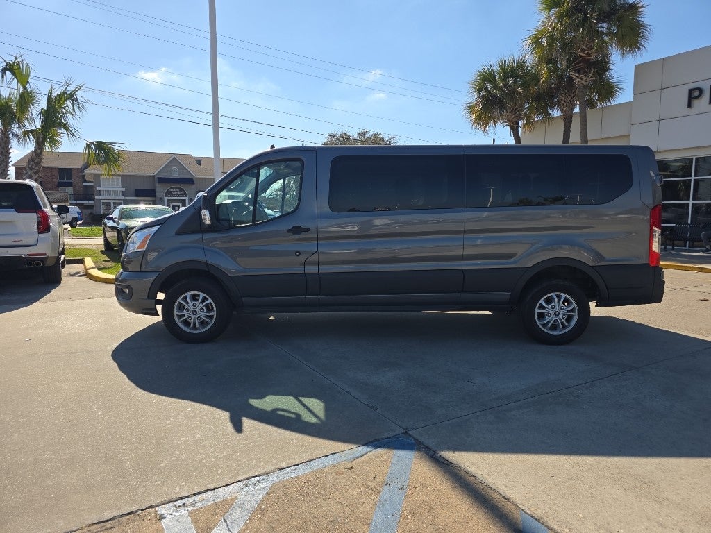 2021 Ford Transit Passenger Wagon XL