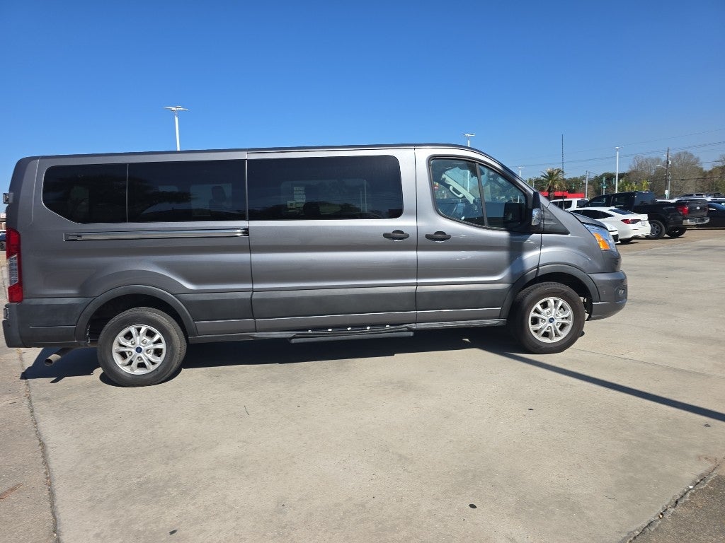 2021 Ford Transit Passenger Wagon XL
