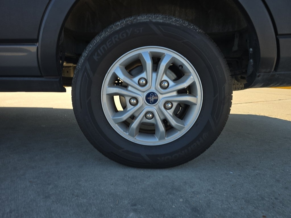 2021 Ford Transit Passenger Wagon XL