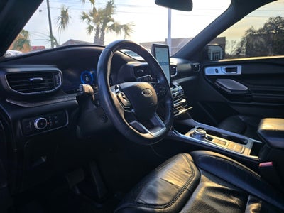 2021 Ford Explorer Platinum