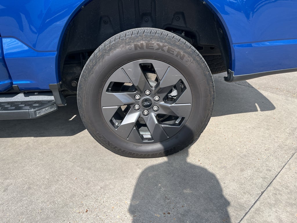 2022 Ford F-150 Lightning Pro