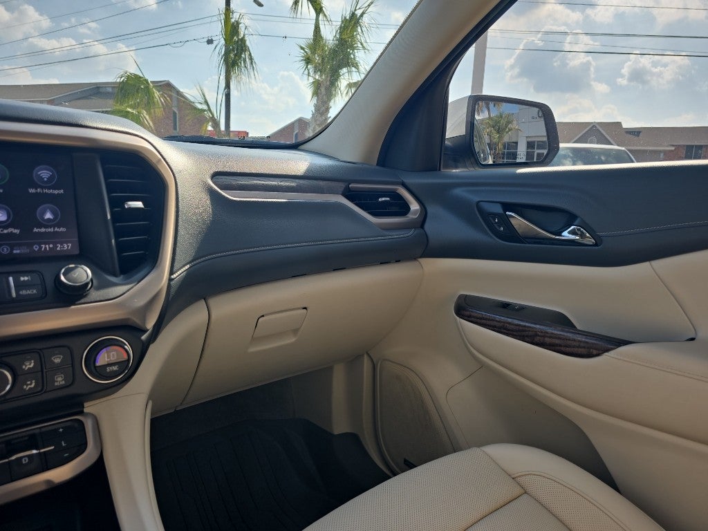 2020 GMC Acadia Denali