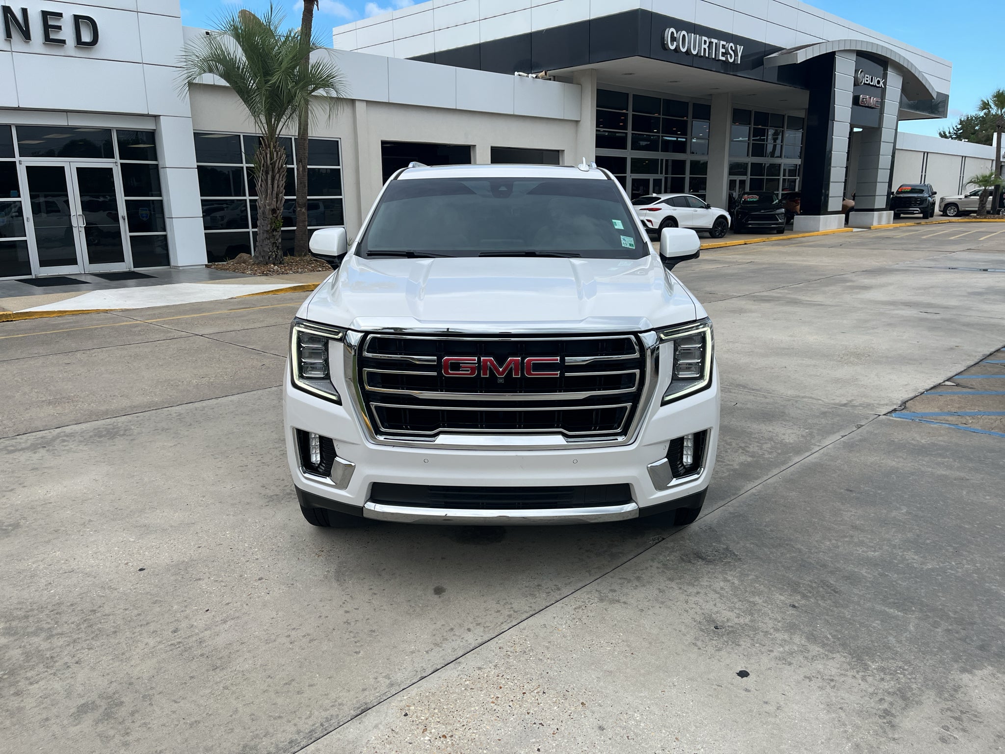 2021 GMC Yukon SLT
