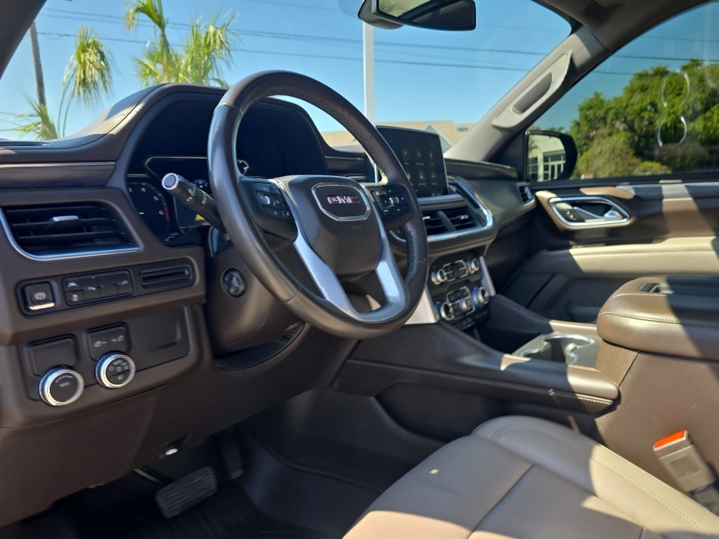 2021 GMC Yukon XL SLT