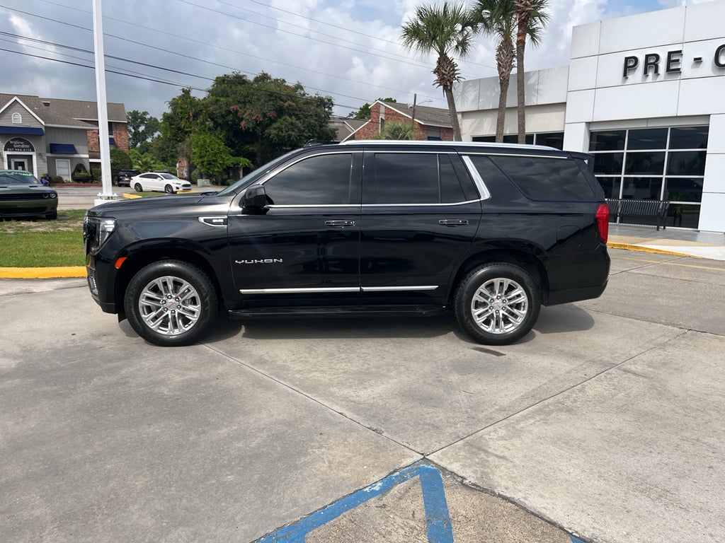 2023 GMC Yukon SLT