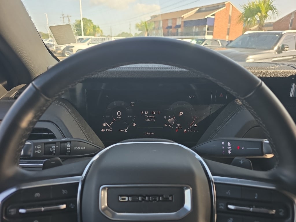 2025 GMC Yukon Denali