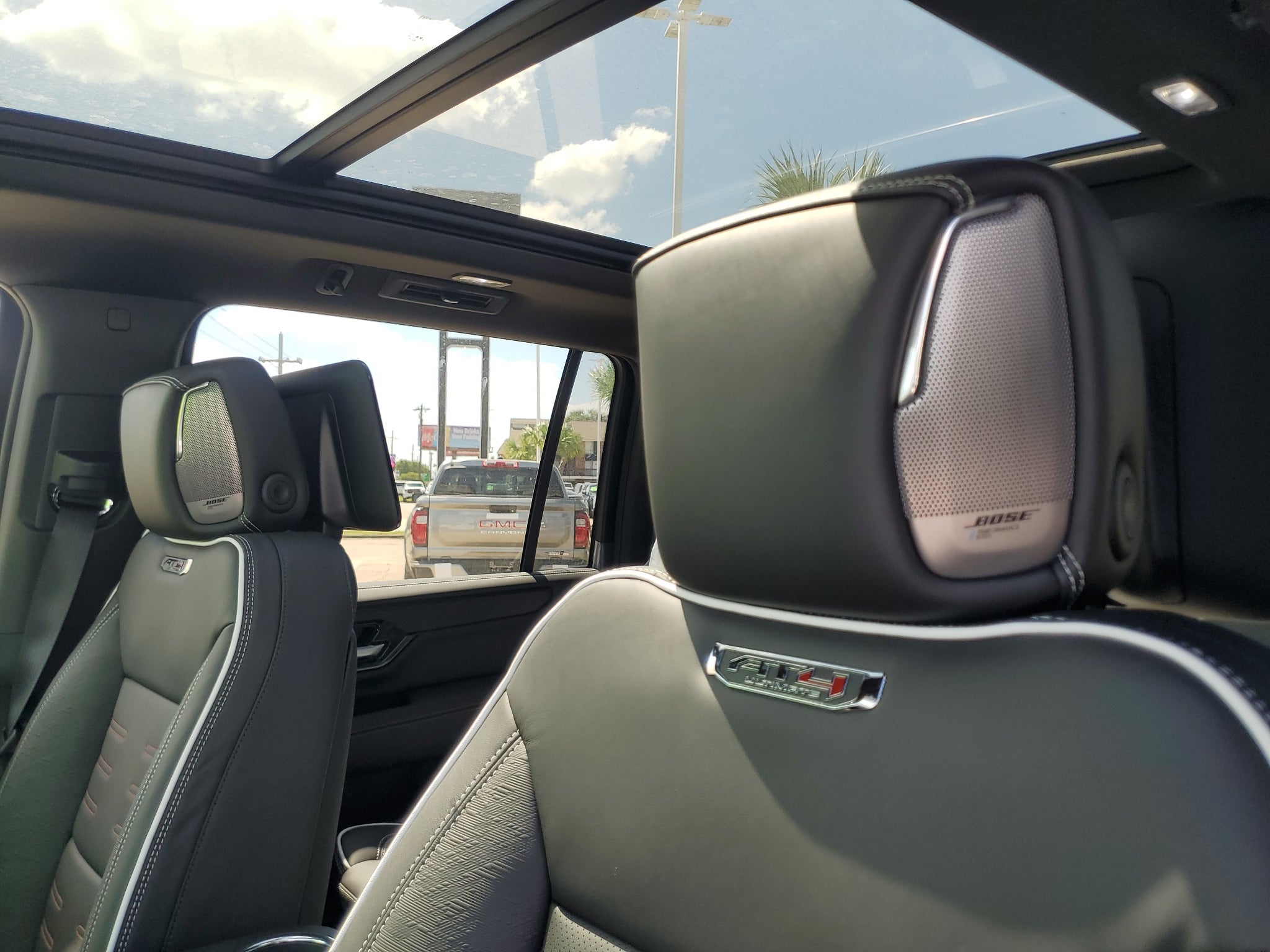 2026 GMC Yukon XL AT4 Ultimate