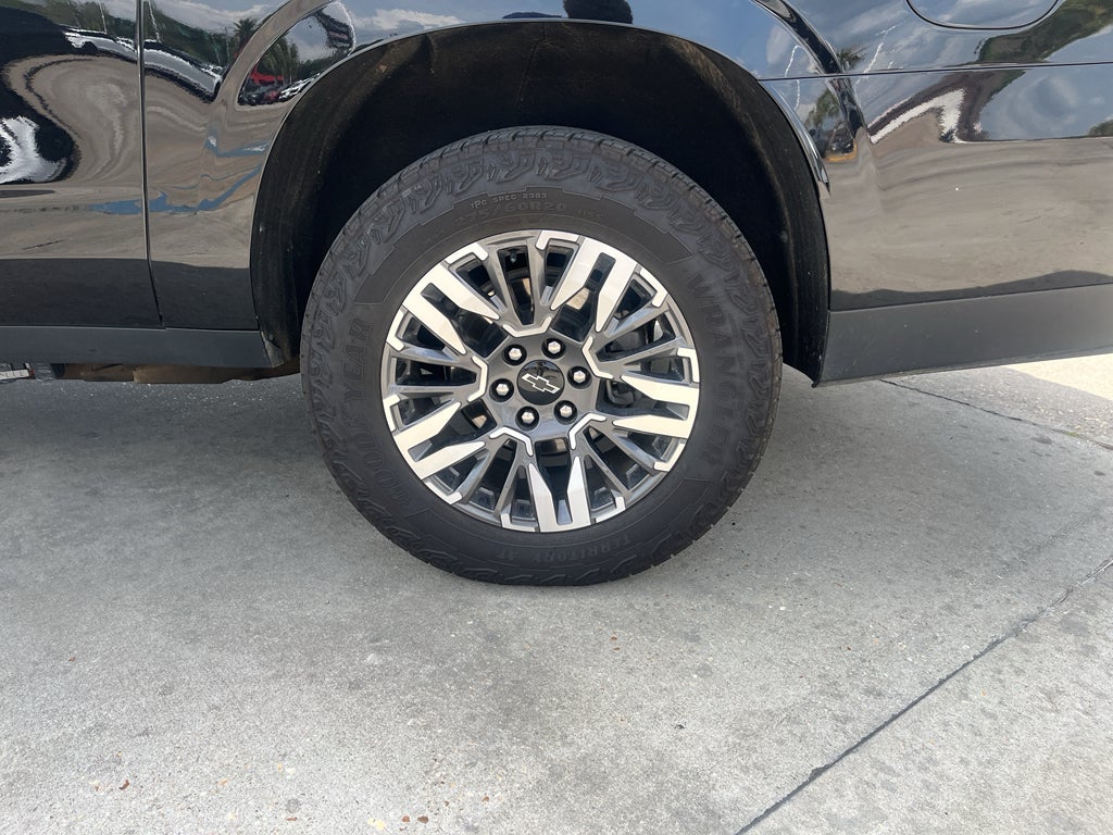 2025 Chevrolet Suburban Z71