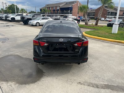 2025 Nissan Altima SR