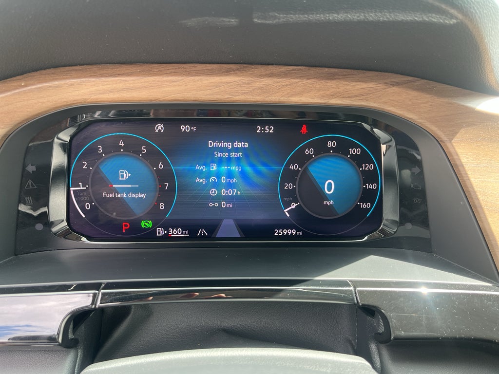 2025 Volkswagen Atlas 2.0T SE w/Technology