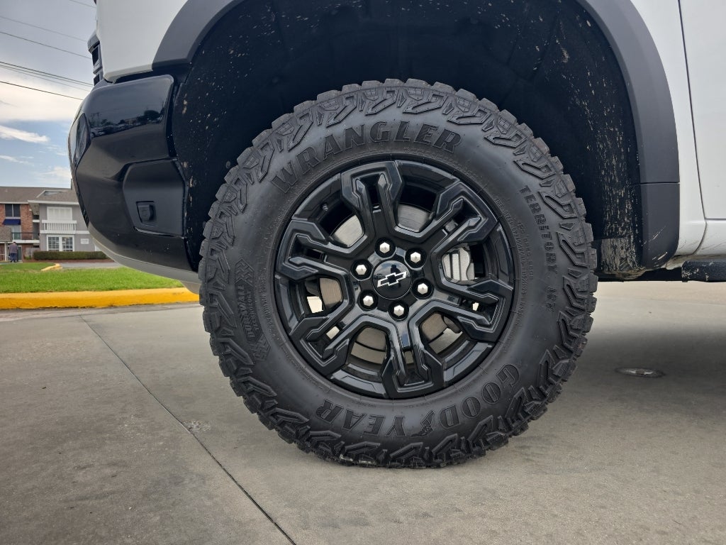 2025 Chevrolet Silverado 1500 ZR2