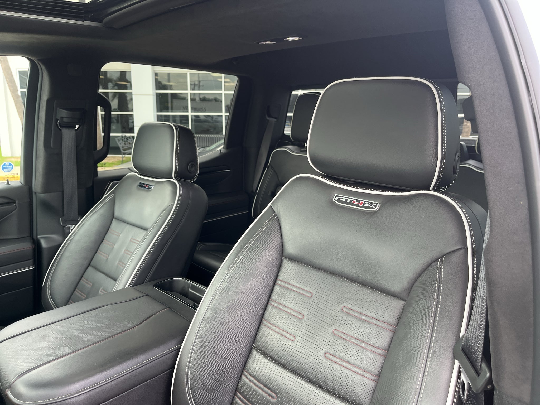 2024 GMC Sierra 1500 AT4X