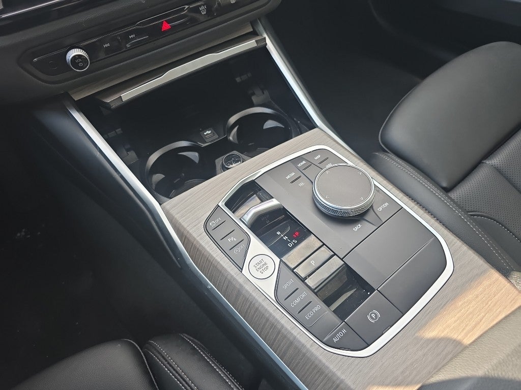 2025 BMW 3 Series 330i