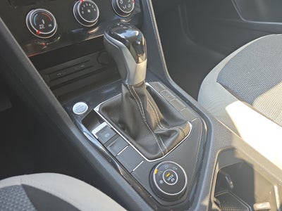 2025 Volkswagen Taos S