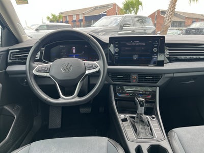 2025 Volkswagen Jetta SE
