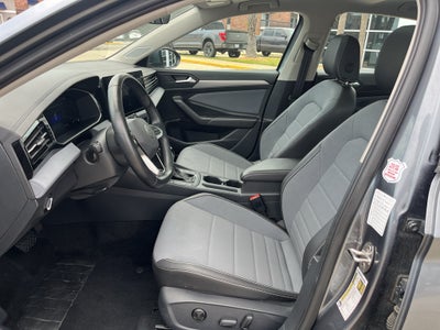 2025 Volkswagen Jetta SE