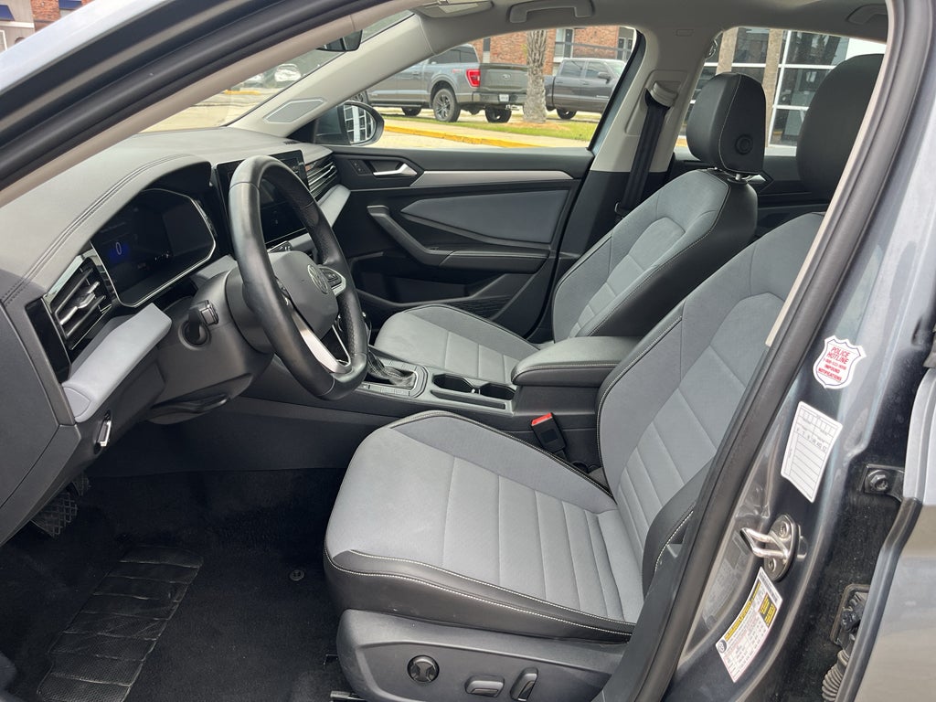 2025 Volkswagen Jetta SE