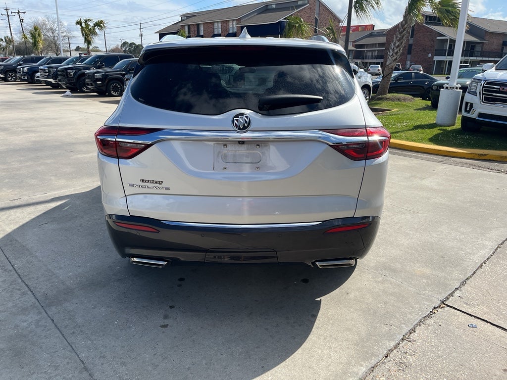 2021 Buick Enclave Essence