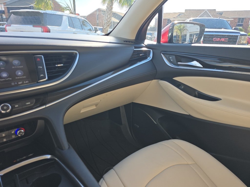 2023 Buick Enclave Premium