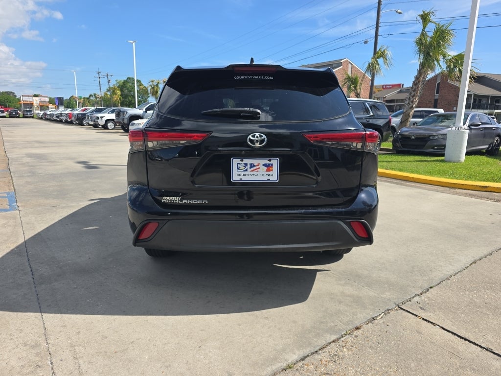 2023 Toyota Highlander L