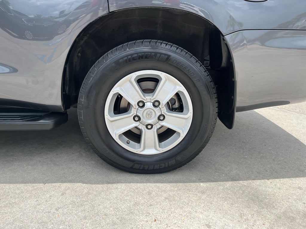 2019 Toyota Sequoia SR5