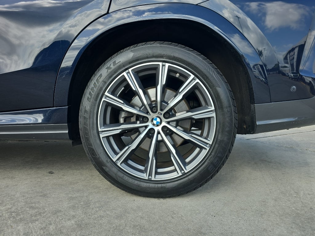 2025 BMW X6 xDrive40i