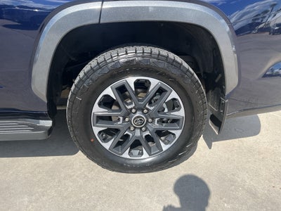2023 Toyota Sequoia SR5