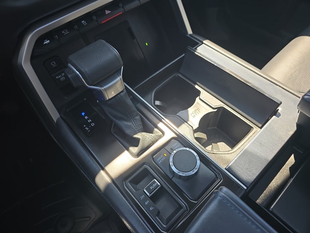2024 Toyota Sequoia SR5