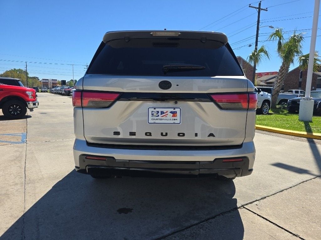 2024 Toyota Sequoia SR5