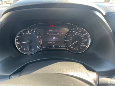 2024 INFINITI QX80 LUXE