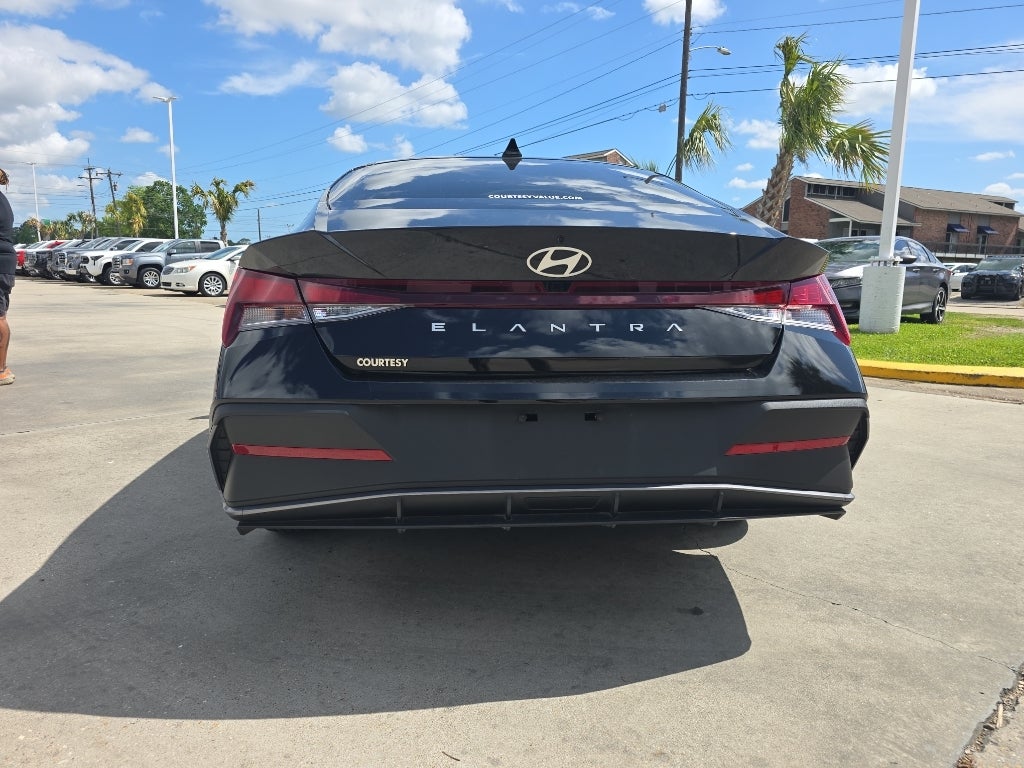 2024 Hyundai Elantra SEL