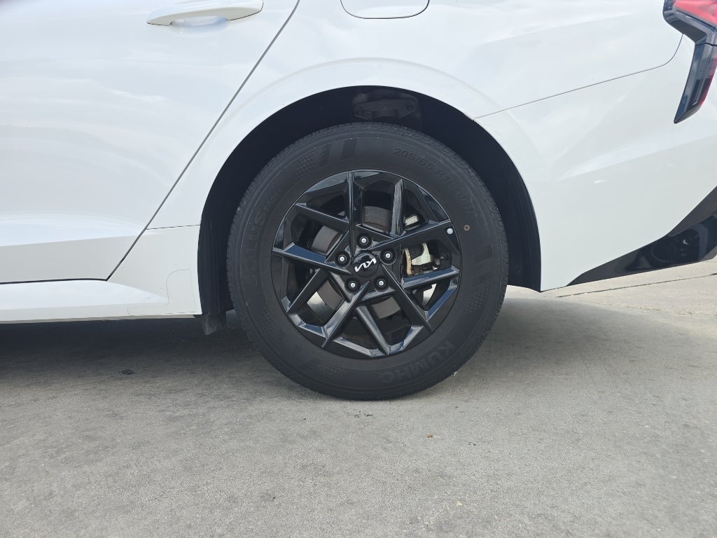 2025 Kia K5 LXS