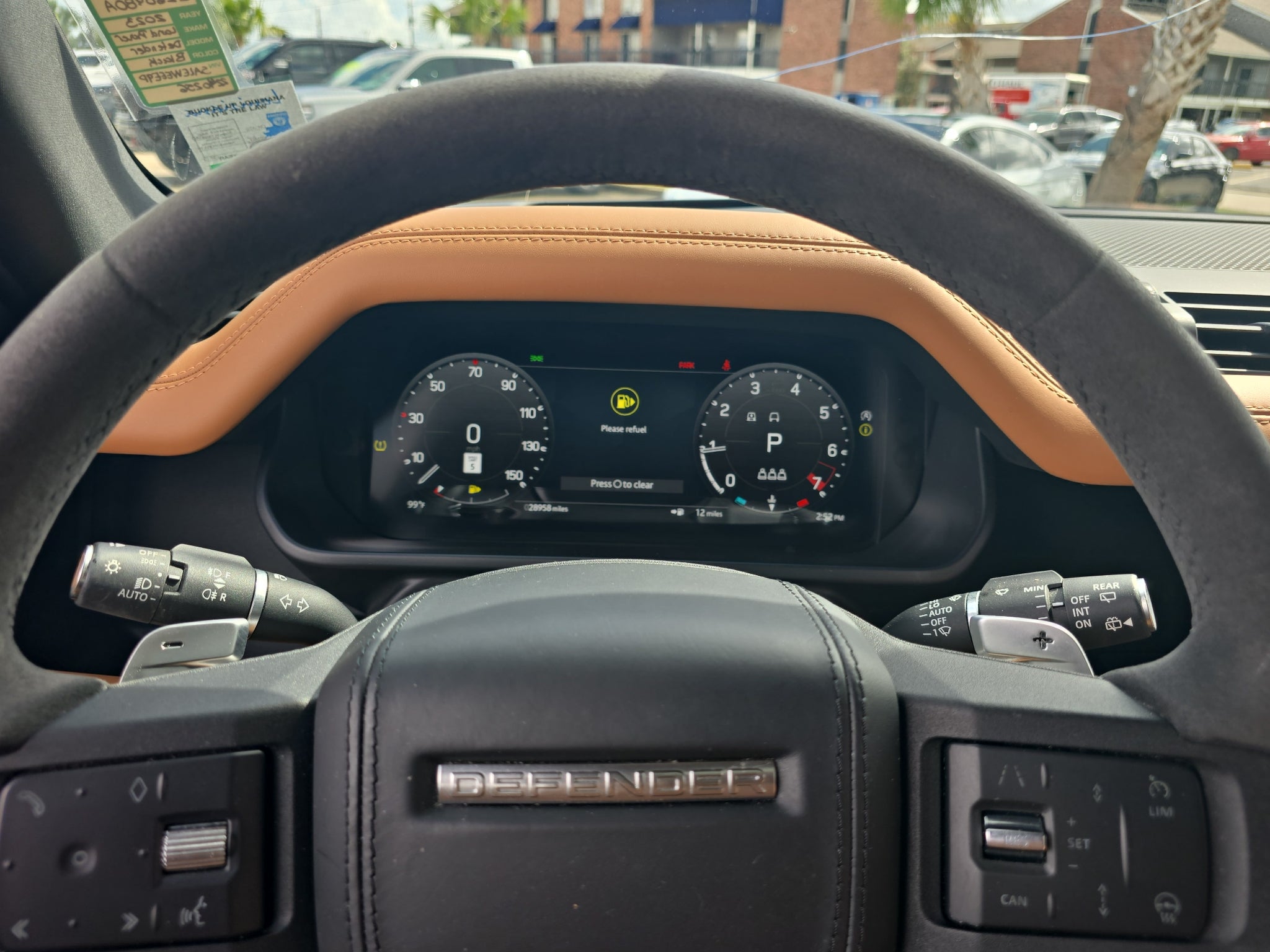 2023 Land Rover Defender V8