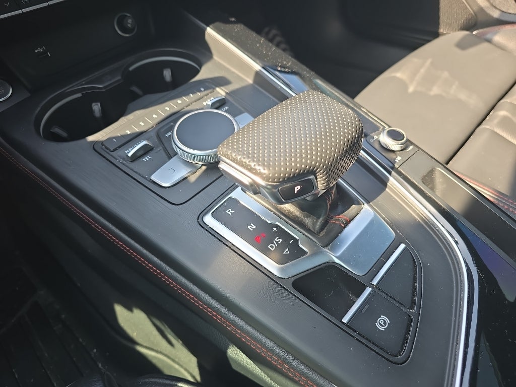 2019 Audi A4 Premium Plus